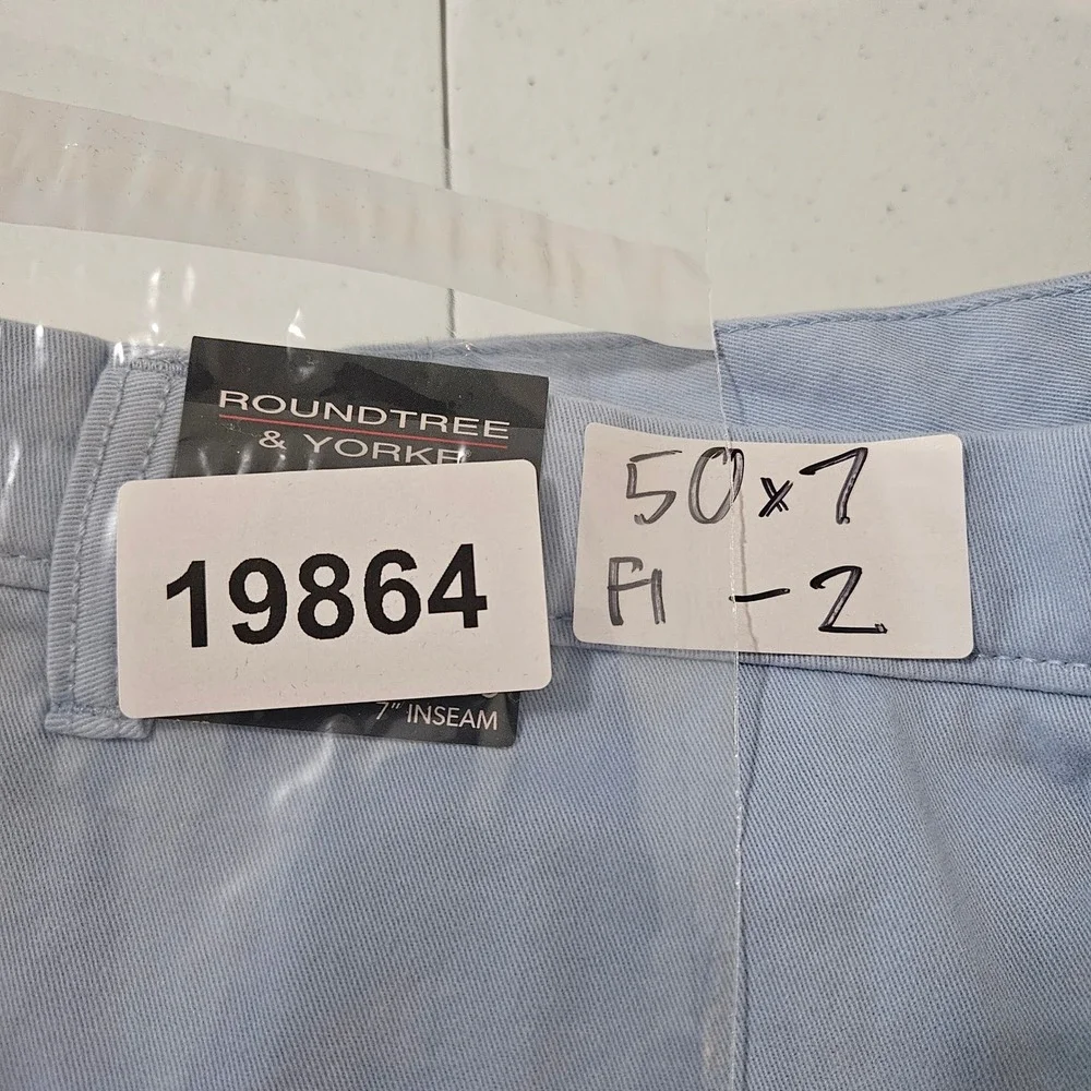 Roundtree & Yorke Mens 50x7 Light Blue Straight Fit‎ Flat Front Cloud Shorts NWT